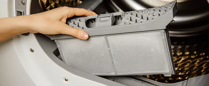 Signs Of A Clogged Dryer Lint Trap in Sheboygan, Wisconsin